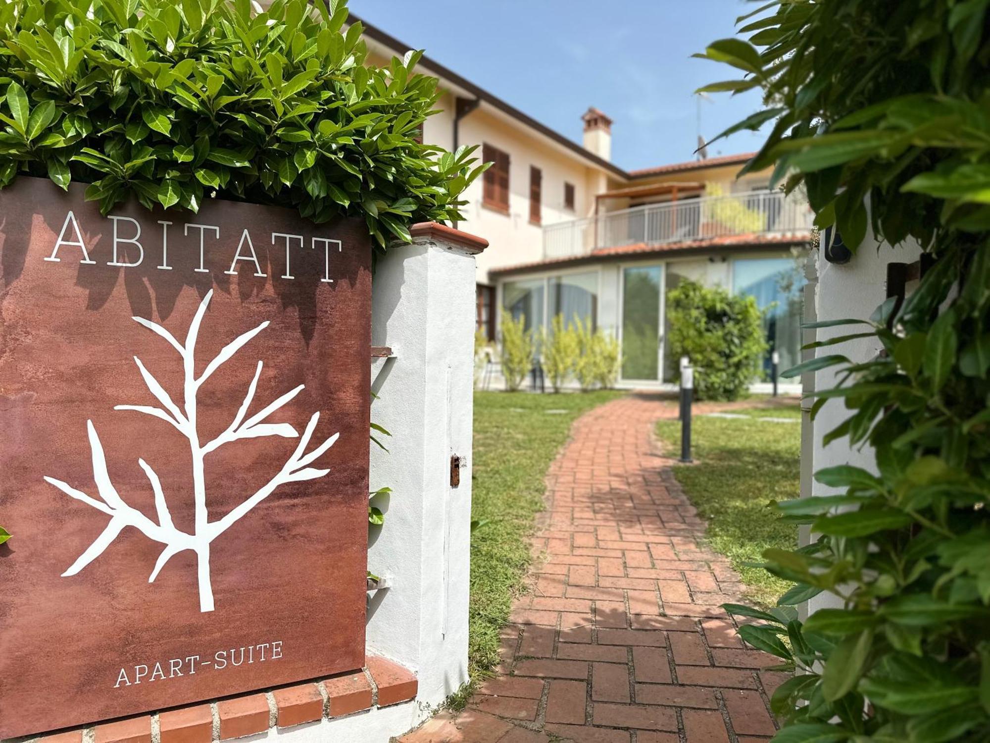 Abitatt Aparthotel Fosdinovo Ngoại thất bức ảnh
